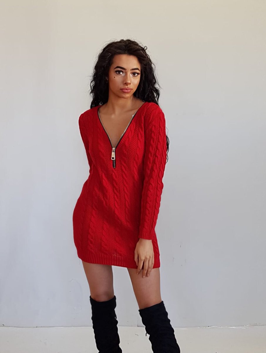 MELODYCOUTUREU1's tweet photo. CHRISTMAS IS COMING🎄🎁😍😍🎅🏽
SHOP all things red in our #sheffield store now❤️✨

64 The Moor,Sheffield, S14PA 

#melodycoutureuk #christmasfeeling #christmasfashion #fashion #winter #4mk512 #derbyuni https://t.co/9TiWQZ2SPA