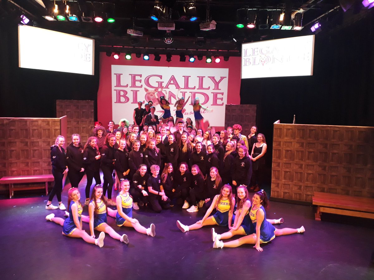 FLHSdance's tweet photo. @winstanleycoll Thank you for an amazing show. Legally Blonde was brilliant. https://t.co/jsKAuCnaYY