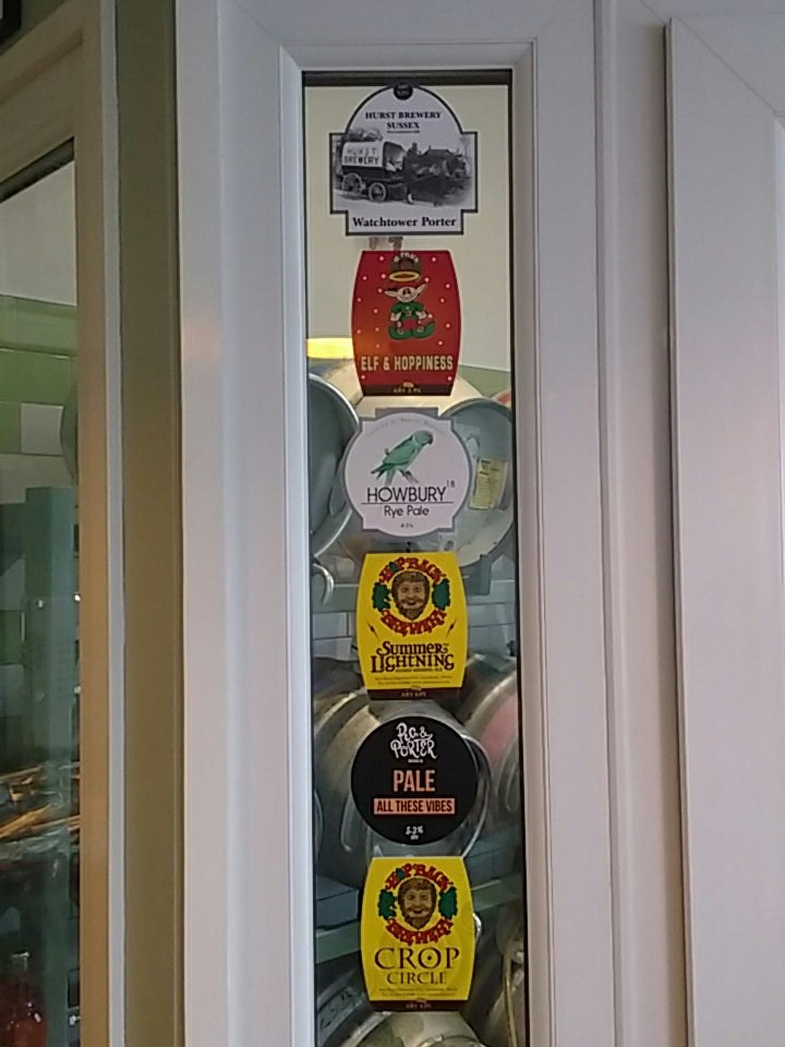 Dahn by t'crossing we're gearing up for a serious weekend. Here's the starting lineup! 
Green Man says: "so nice to welcome back old friends, Watchtower Porter is in great form"