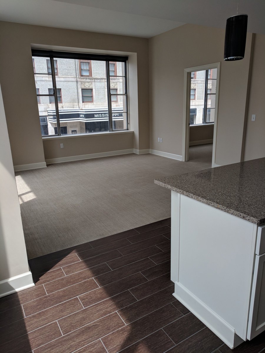 ArcadeUnion's tweet image. We have a great one bedroom opening for a January move in!!!
Total of 793 square feet with great views.  Call 563.324.9898 for more info!