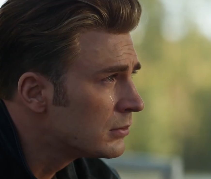 deaddomovec_'s tweet image. ау где танос - сессия, камни - бесконечности предметы на сессии, а те 50% кто сдох - отчислены с первого курса