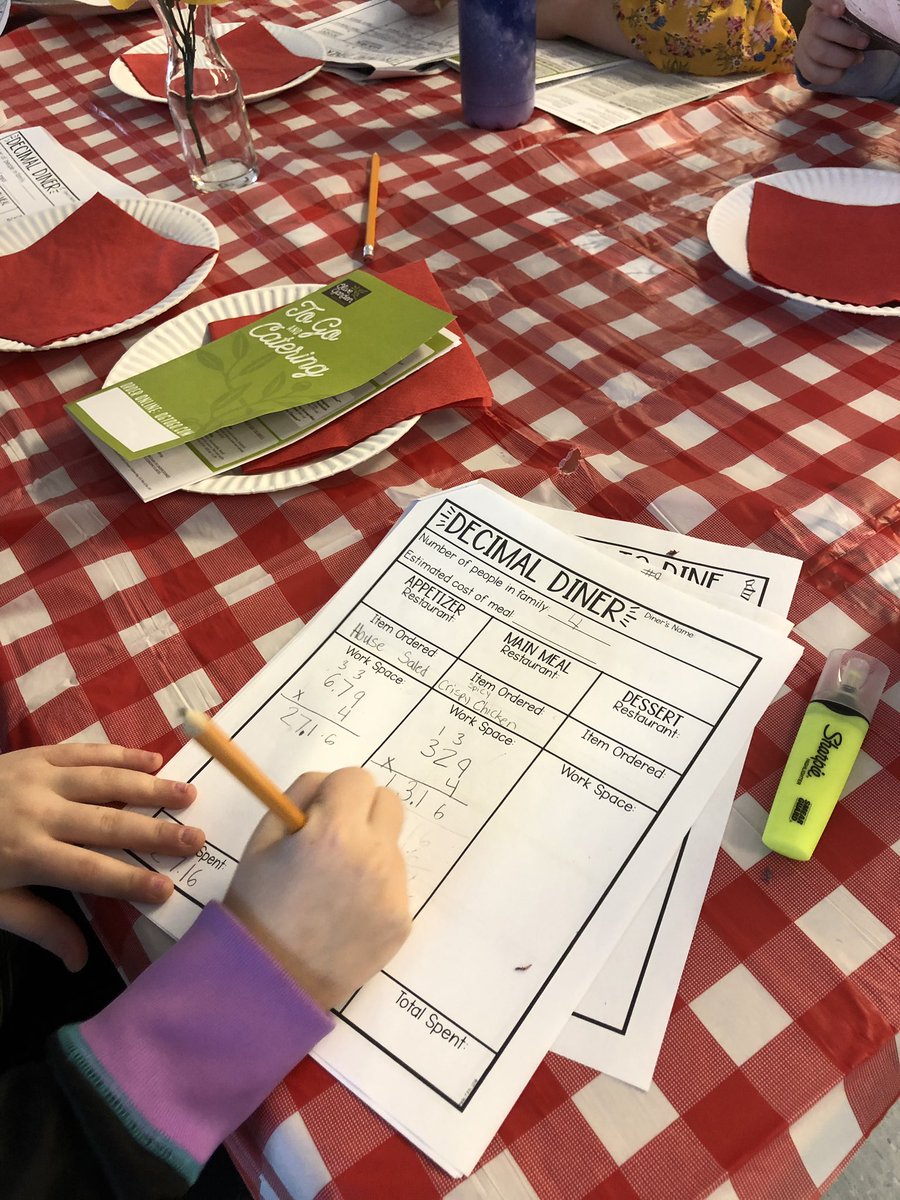 WeLoveHTWiley's tweet photo. Decimal Diner with Mrs. Faber and Mrs. Guarino! #wileyworld #decimals #kidsdeserveit https://t.co/wlGmH22Qpn
