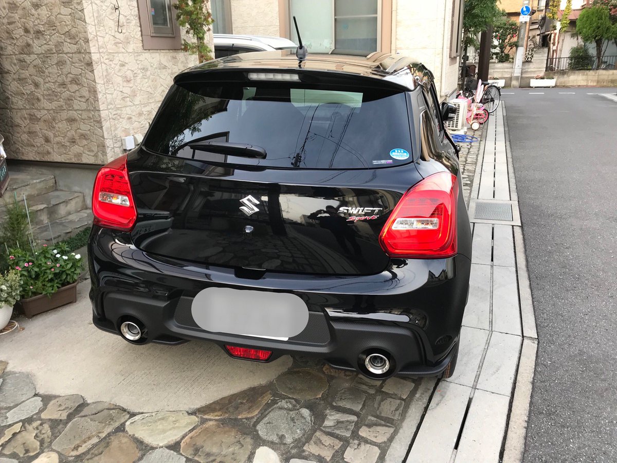 まっすー Zc33s納車 در توییتر 本日スイフトスポーツzc33s無事納車されました 初めてのmtですが 早く慣れて色んな場所へ運転しに行きたいと思います Zc33s スイフトスポーツ