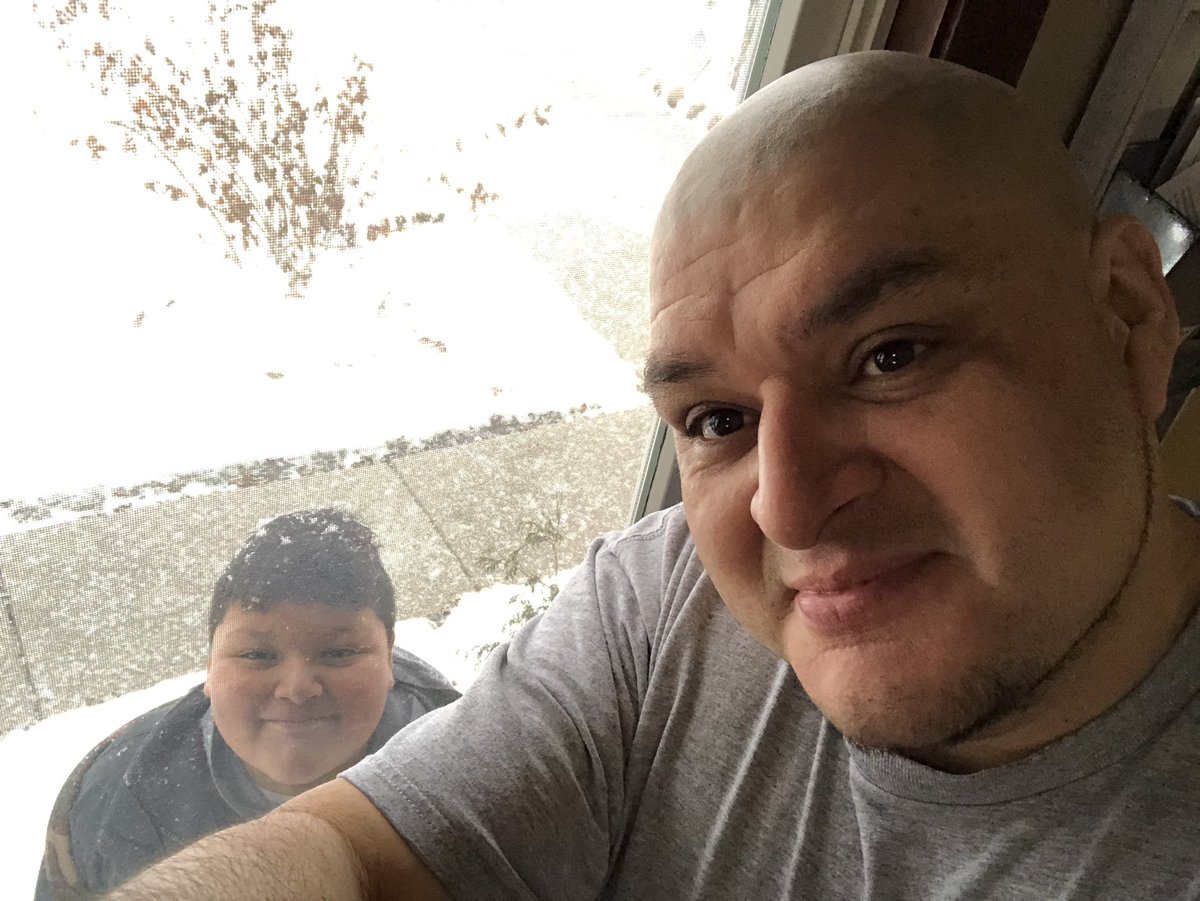El pulsudo a la escuela y con nieve
