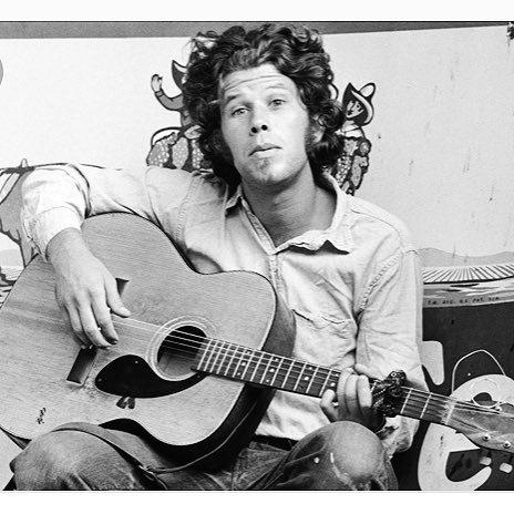 A most happy Birthday Whisper-Out to the original Bone Machine , TOM WAITS...      ! 