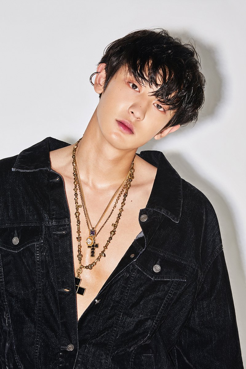 hot_pcy_pict's tweet photo. Day                               Night https://t.co/9zMD2nI3UO