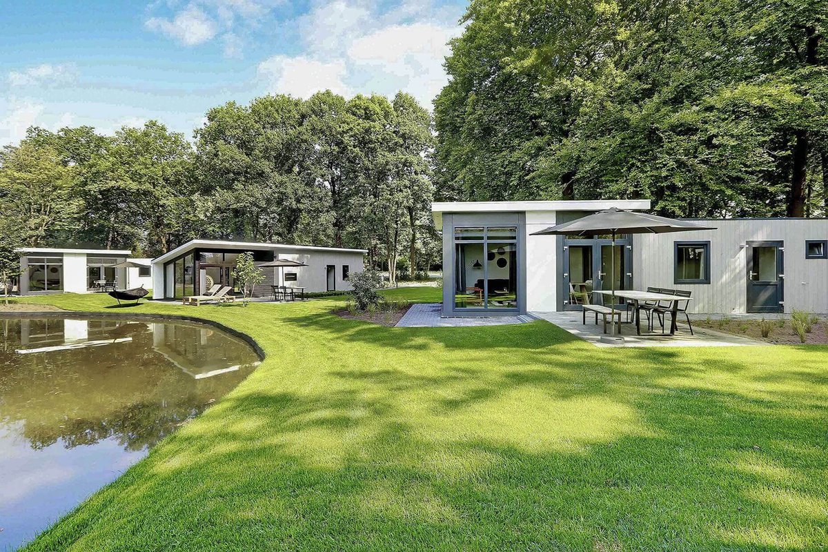Kom ook naar de Open dagen op Buitengoed De Vlinderhoeve - Gorssel (GD) Voor veel lodges geldt vast rendement van 6% excl. BTW over de gehele koopsom (kavel, lodge en inventaris) voor maar liefst 10 jaar.
residentia.nl/aanbod/recreat…