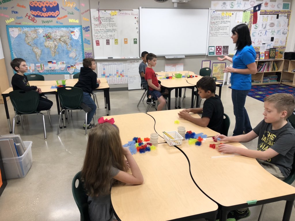 Fabra_Principal's tweet photo. Thank you to @JennLatiolais and @All_Plastics for presenting to our students @FabraElem about plastic manufacturing during Genuis Hour! The students loved doing their STEM projects! @BoerneISD #fabrafalcons #StemChallenge #geniushour https://t.co/0MfUozXJOZ