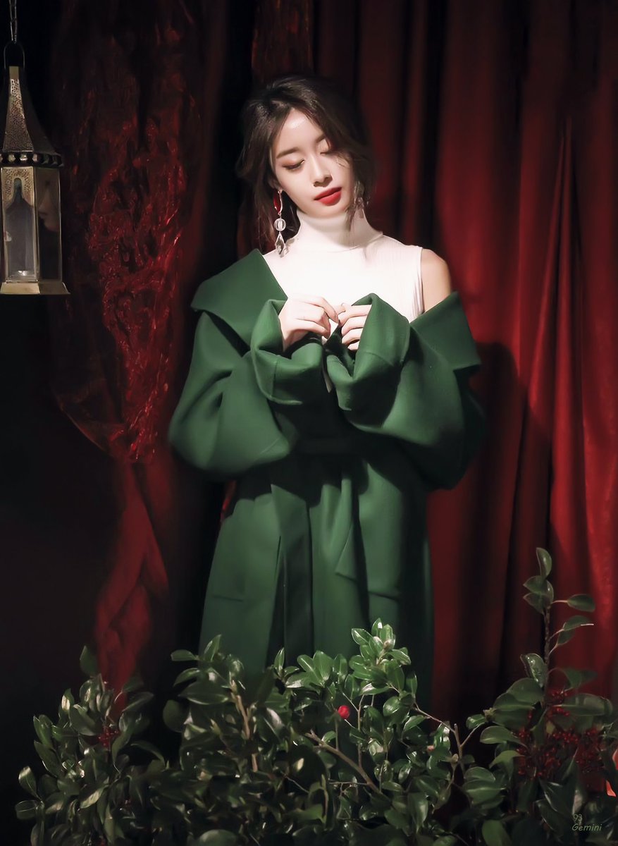 Gemini2_'s tweet photo. 'One day' 
 보정&amp;배경화면

#지연 #Jiyeon 
https://t.co/as8Ut9SybO
https://t.co/LDJKzTh9DK https://t.co/qqCH7ZSWF6