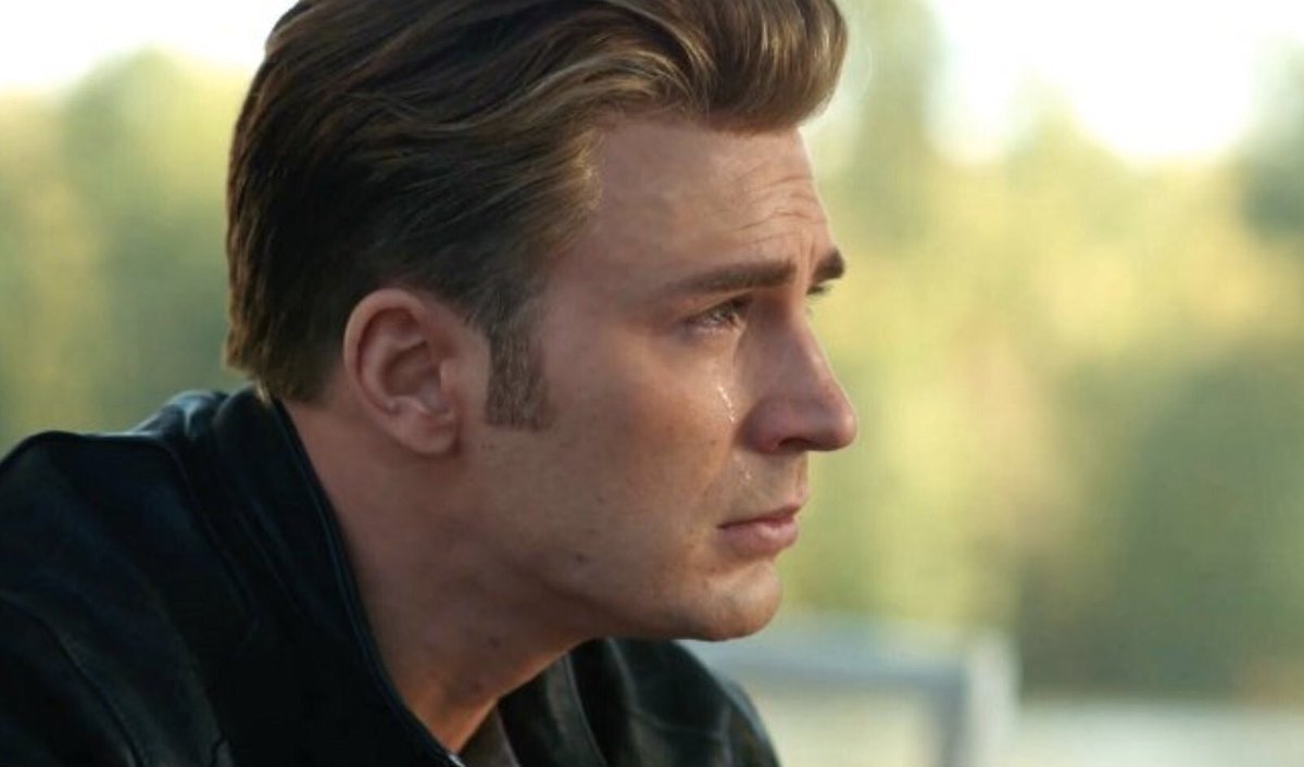 undoubtedlyuwu's tweet photo. หนวดแด๊ดดี้ของพี่หายไปแล้ว 😭😭😭😭 #Avengers4TH https://t.co/cllHTNIh7E