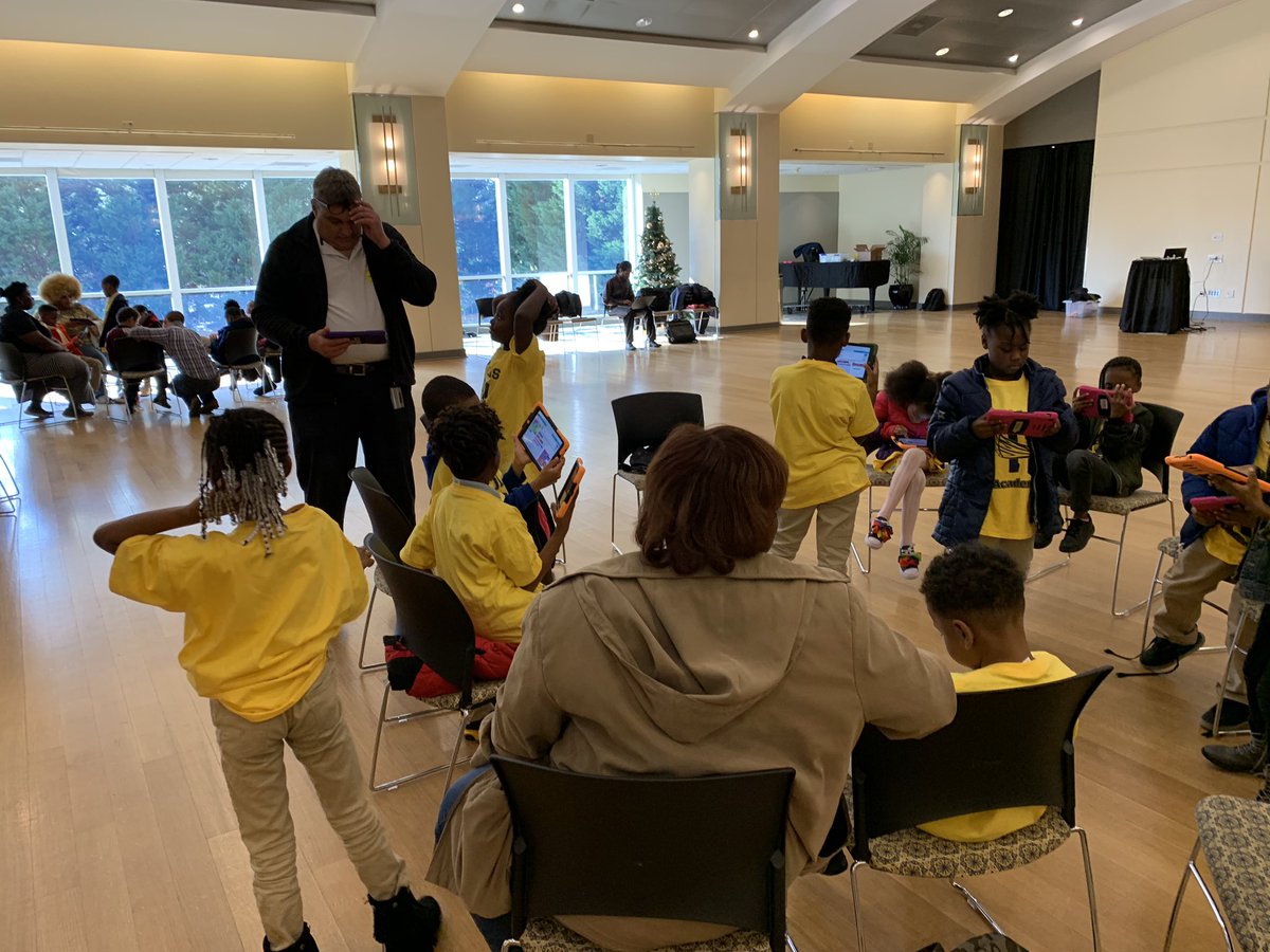 JimTalksTech's tweet image. Schools The @APSWashington cluster - @APSBrown @APSHollisCrew and @BTW_STEMtastic all visited An #HourOfCode2018 event hosted by @GeorgiaTech this week. Dancing robots, drones, block and line coding were all on the menu! @APSInstructTech @apsupdate