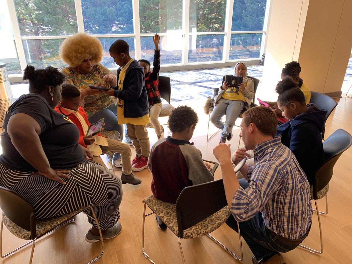 JimTalksTech's tweet image. Schools The @APSWashington cluster - @APSBrown @APSHollisCrew and @BTW_STEMtastic all visited An #HourOfCode2018 event hosted by @GeorgiaTech this week. Dancing robots, drones, block and line coding were all on the menu! @APSInstructTech @apsupdate