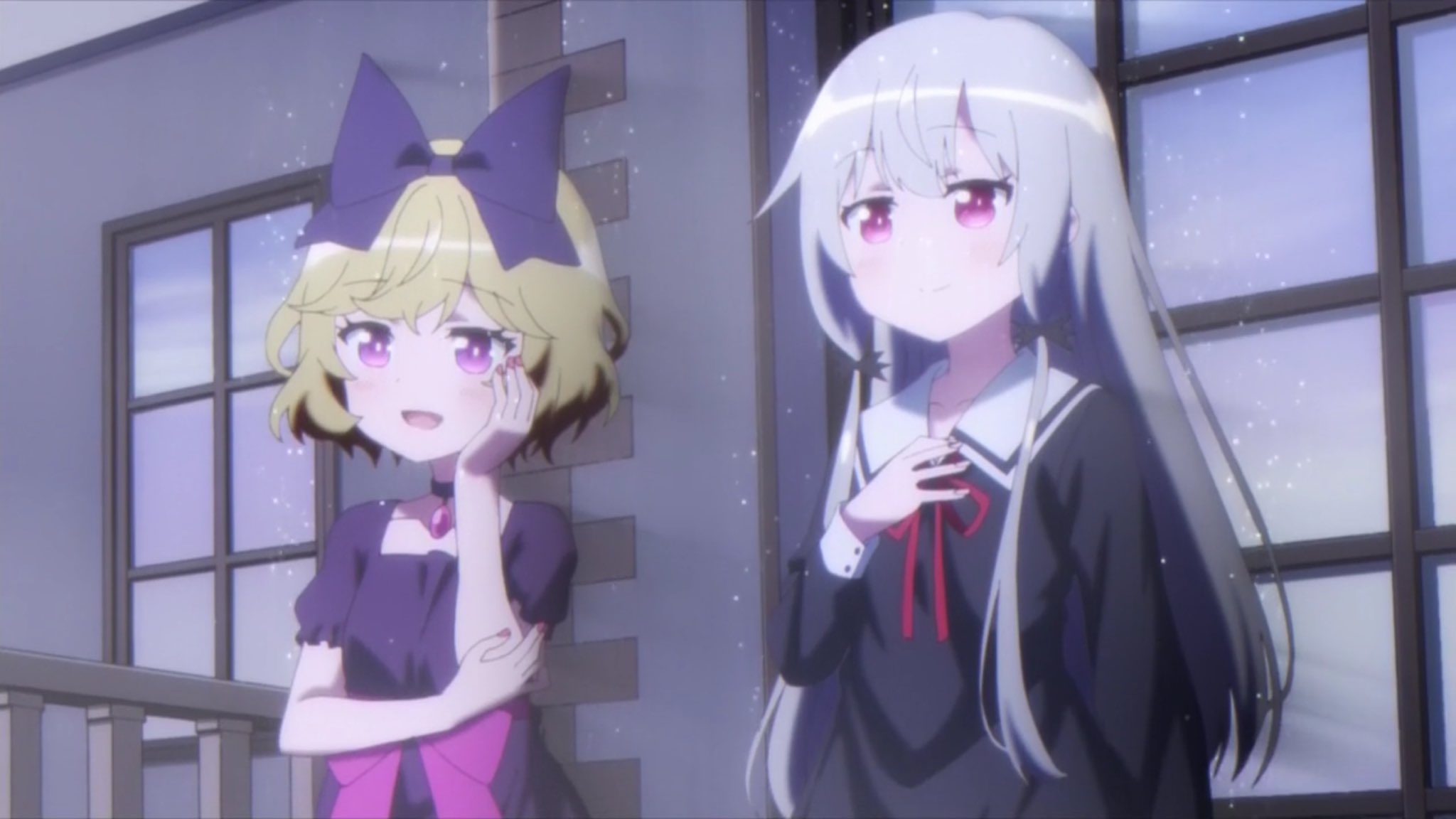 3710たるひなちゃん となりの吸血鬼さん 10話 感想 初日の出の時の灯の表情が凄くいい となりの吸血鬼さん ソフィー トワイライト 天野灯 夏木ひなた エリー 倉井朔夜 青木夕 T Co Btr2y6fnwt Twitter