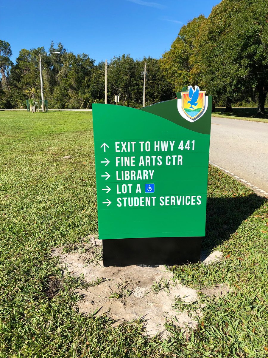 kevinyurasek's tweet photo. I’ve been working on a project for new wayfinding signs @LSSCedu for nearly a year now & I’m so excited to see them being installed today! They look great, right? #lakehawkpride #wingsup #thisislakecounty https://t.co/v7tOES3prn