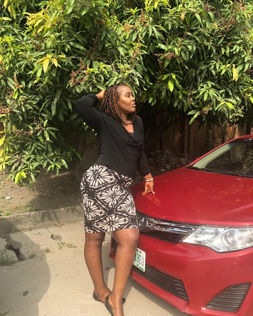 NanseaOparaji's tweet photo. Pose, Car(BorrowPose Sha) , Friday... Peng👌#TallGirlBigGod #ModelAlert🚨 https://t.co/w9gLOoXIHB