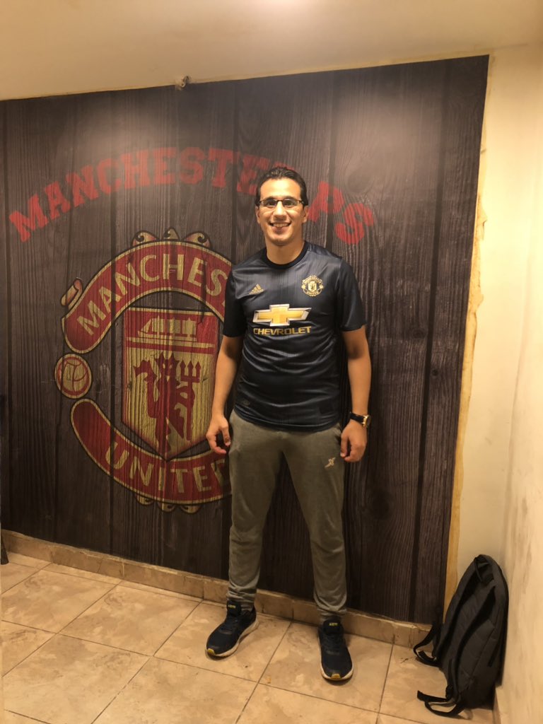 AhmadNasserJr's tweet photo. Iโm Ahmad, a @ManUtd fan since 1997, almost 21 years as United fan. Watched more than 600 games, witnessed more than 20 major trophies, and more than 120 players. I love United #ILOVEUNITED_EG #MUSCEG https://t.co/QLFifGBt16