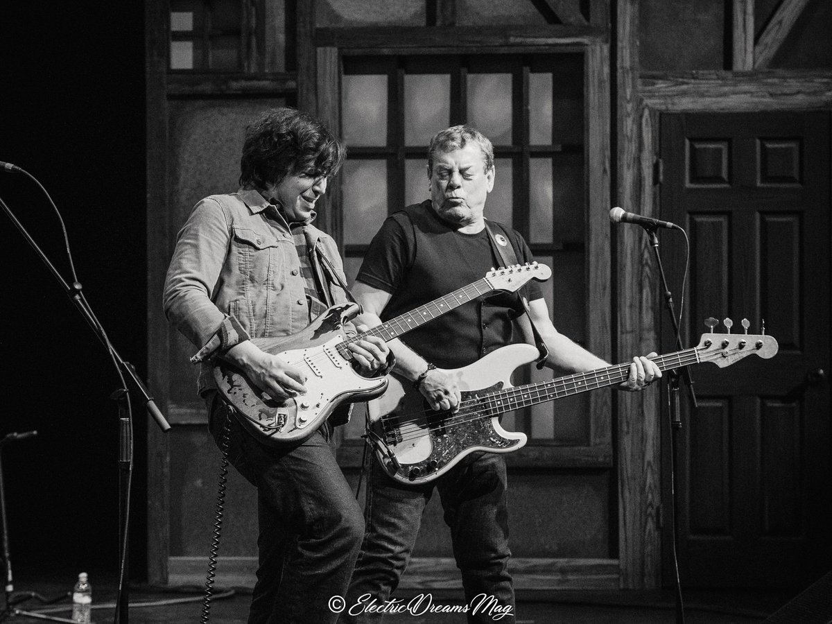 Some nice photographs I captured for <a href="/mag_dreams/">Electric Dreams Mag</a> of your <a href="/rorygallagher/">Rory Gallagher</a> Signature <a href="/FenderCustom/">Fender® Custom Shop</a> #stratocaster in the hands of guitar master <a href="/KnowlesDavy/">Davy Knowles Official</a> on the <a href="/rorygallagher/">Rory Gallagher</a> tribute band of friends tour in Sacramento, CA 
Photos by <a href="/BenFargen/">Benjamin Fargen</a>