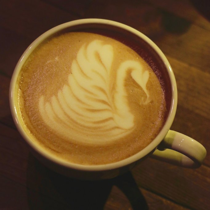 32shea's tweet image. Now this is a #swanfloat worth swooning over! Almost too beautiful to drink. Almost. #needcoffeenow
 ☕️🎨: @cumminshayden  
.
.
.
#latteart #baristaskills #masterbarista #baristalife #swanlatte #swan #phxcoffeeculture #phxcoffee #igeraz #coffeelover #32shea #north32nd #myphx