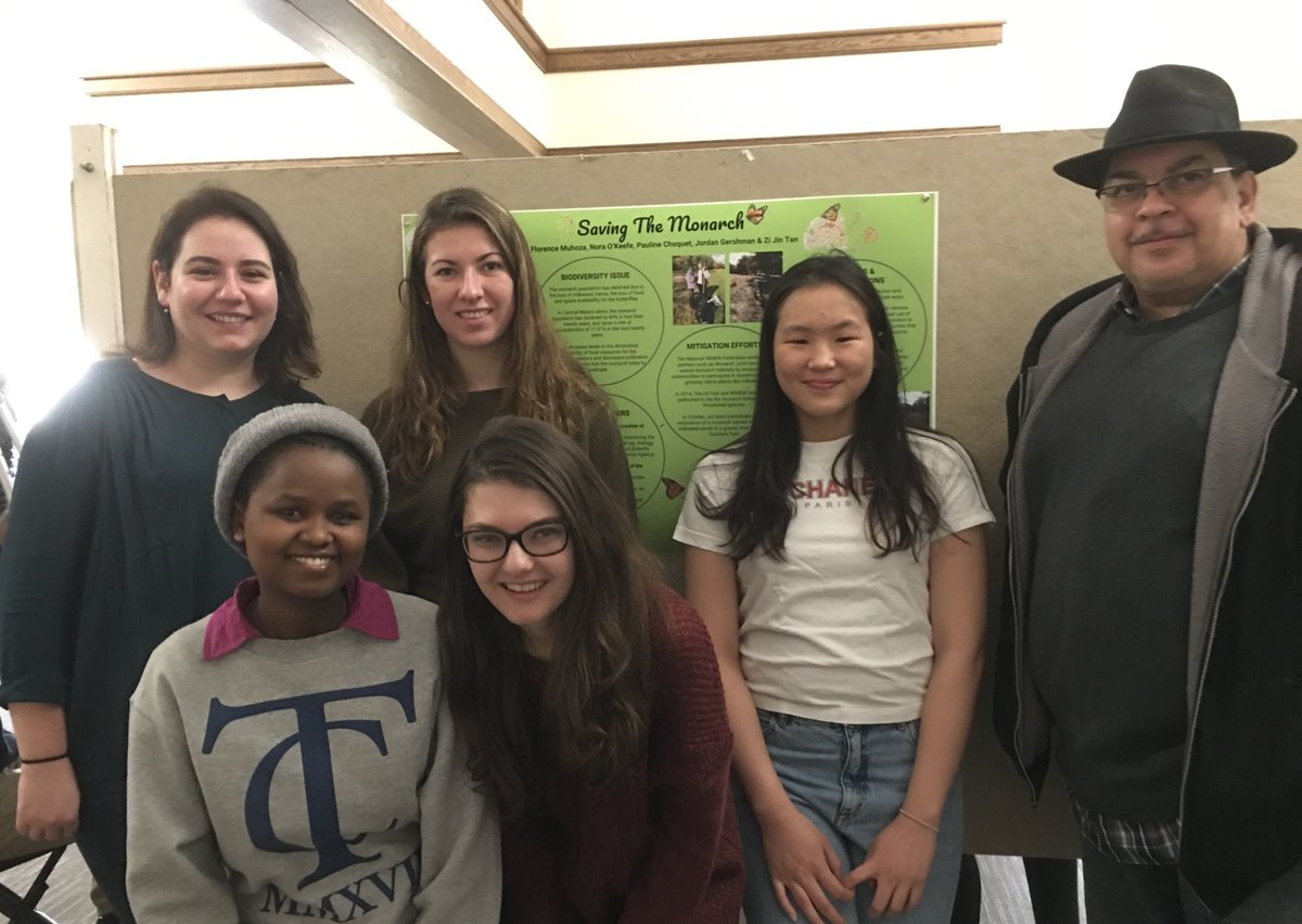 TrinCollNews's tweet photo. Students in @DrAmberPitt’s Biodiversity &amp; Conservation Community Learning course @trinitycollege worked on "Saving the Monarch" along w/Janier Cabán Hernandez, Pres. of Friends of Goodwin Park.: "I'm impressed w/their sense of being stewards of their environment!" #HartfordHasIt https://t.co/hD7MeSf4jb