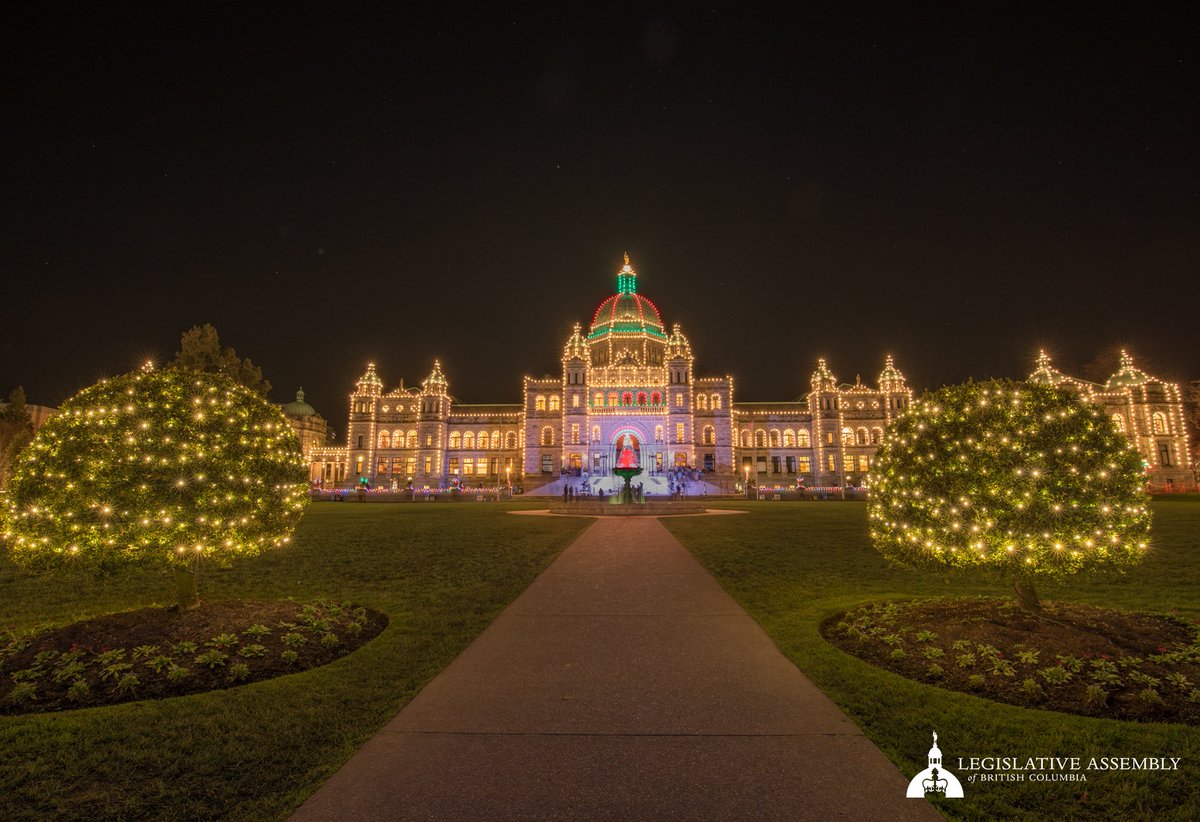 BCLegislature's tweet photo. We're lit! π₯π#BCLeg #BCpoli #ChristmasLightsAcrossCanada https://t.co/QZMCdTZE0I