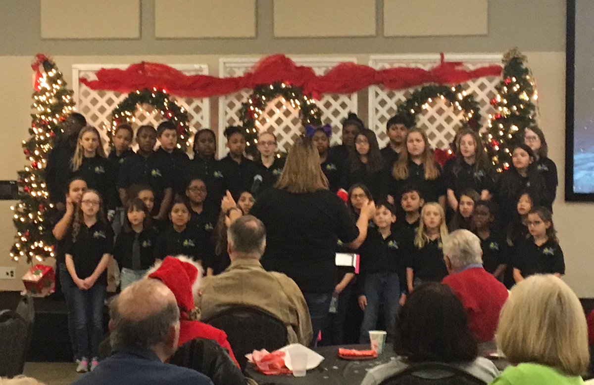 sdwelle2002's tweet photo. So proud of Erika Brown and our Big Shanty Eagle Chorus as they performed at KSU for “Doughnuts and Notes” this morning!#bsiholiday18 #BSIEaglePride @BigShantyMusic https://t.co/6JIFfxpWdN