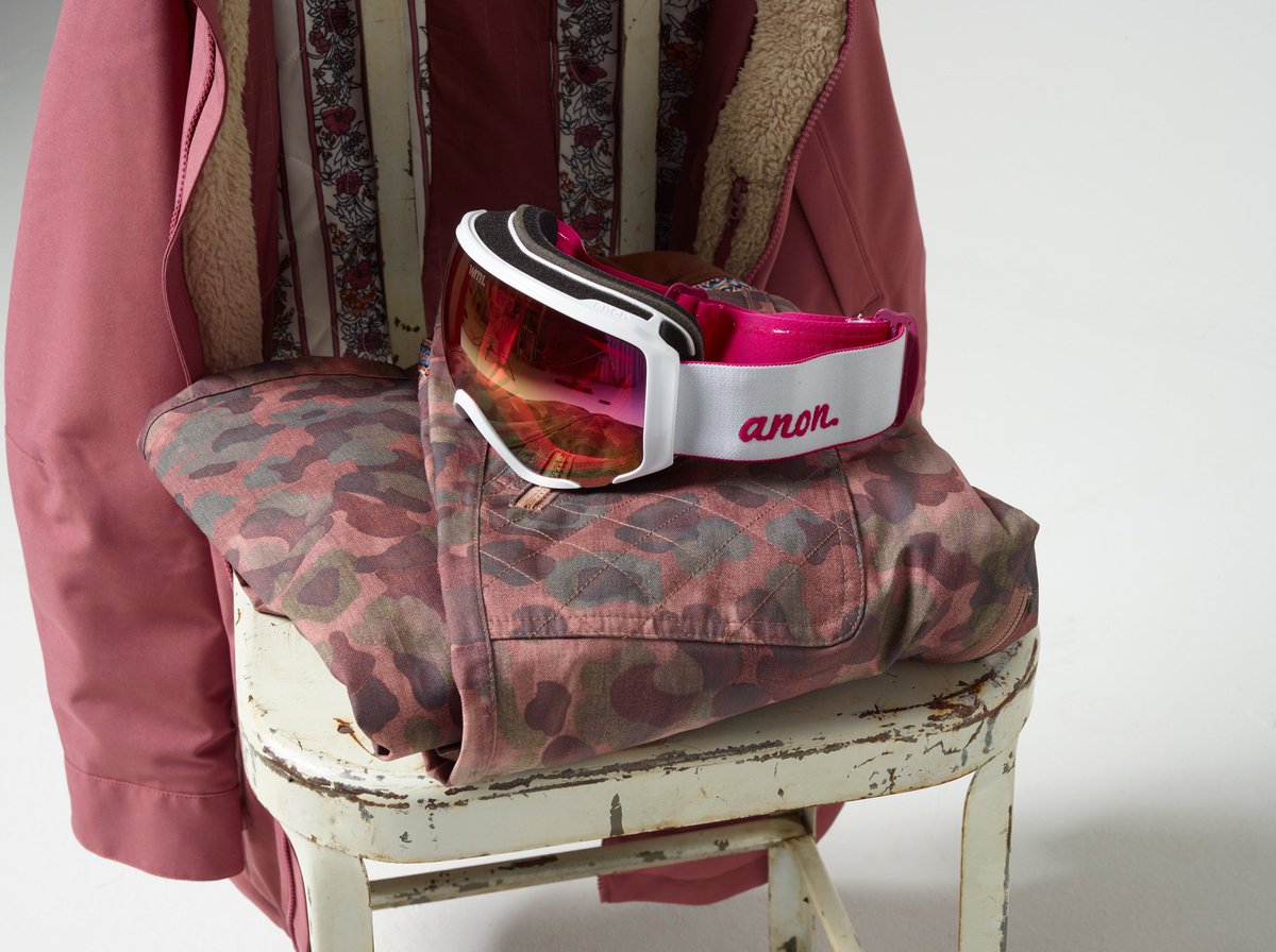 We make product for women, tested by women -- and yeah, sometimes it's pink. #BurtonGirls #GetDownRiseUp