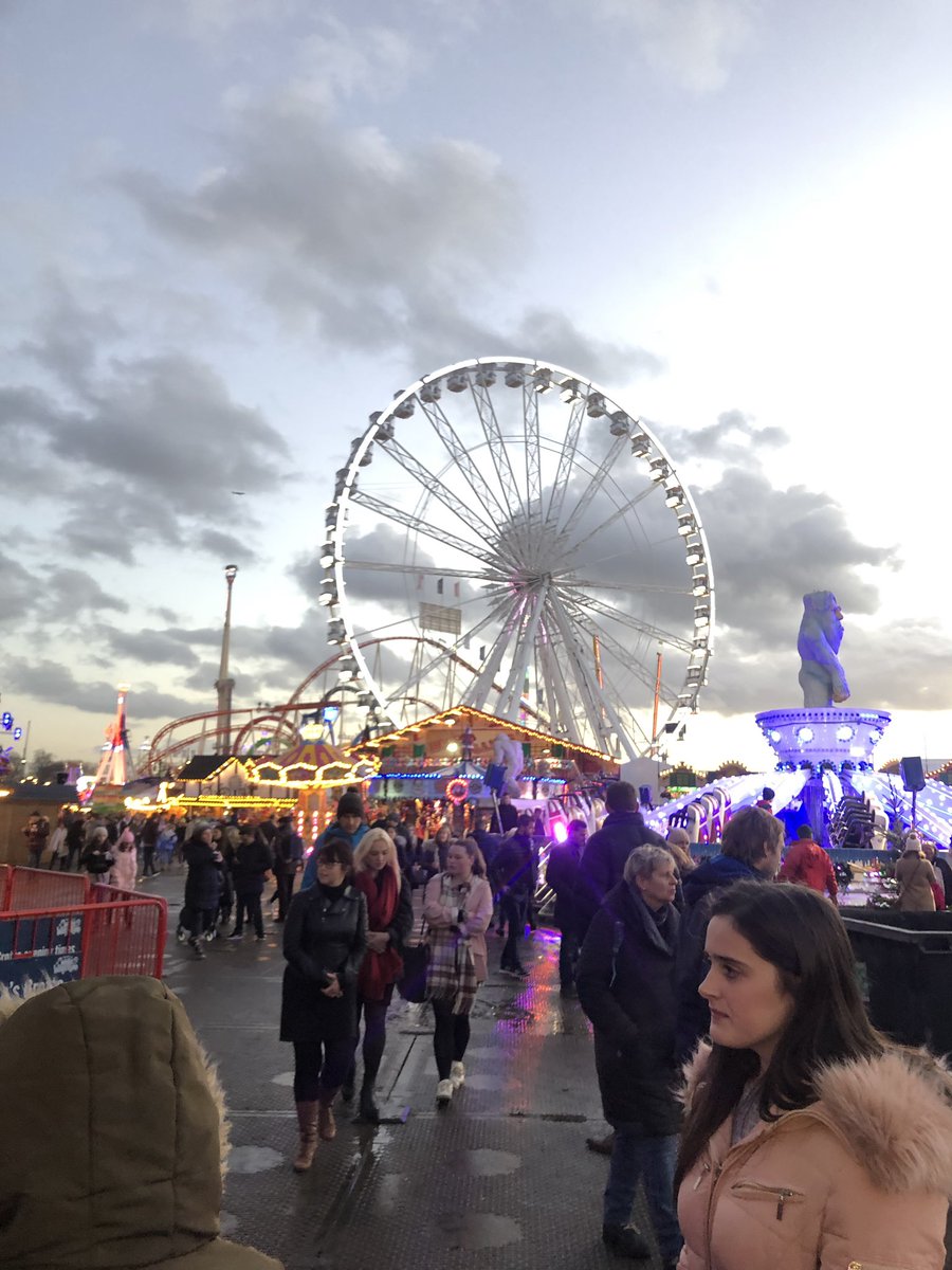 Radfordspies's tweet photo. I’m at the #winterwonderland loads of great food places but no pies 🤷🏻‍♂️ https://t.co/vXtmKdvZnF