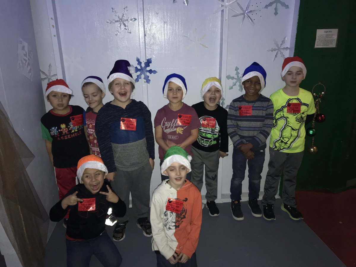 whiteheadkinder's tweet photo. Elf Adventure ! #elvesintraining https://t.co/NJOAw0JAlj