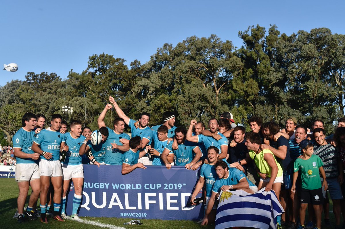 sudamericarugby's tweet photo. Siguiendo con la revisión anual de nuestras uniones miembro, seguimos con 🇺🇾@RugbyUruguay y su buen año, que empezó clasificando a @rugbyworldcup y con triunfo ante Rumania, y tuvo el primer campeonato de @trebolrugby https://t.co/mhk3vn8biJ https://t.co/9dJzM7e8qb