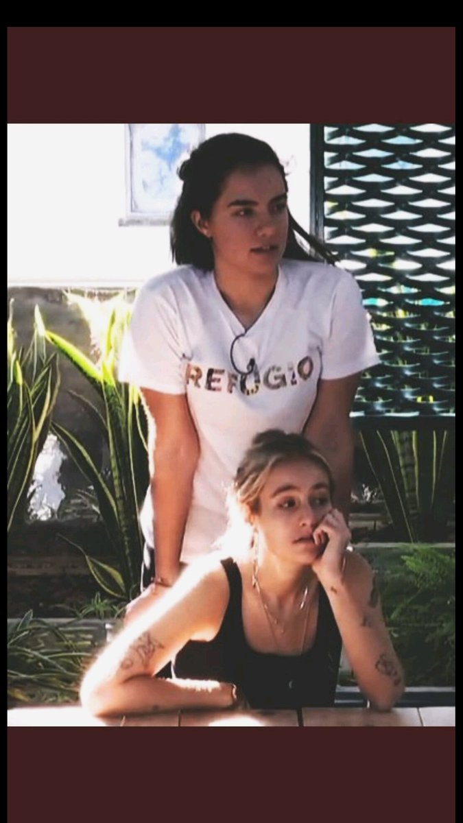 _Viki10_'s tweet photo. Quiero ver ya el recuetro de estas dos diosas y las fiestas que se echarán 
Que se quieren más tio😍
VIVA MARTIA 
@mariaot2018 
@martaot2018 
#martia 
#MartaSango 
#mariaot https://t.co/FpeACTptvo