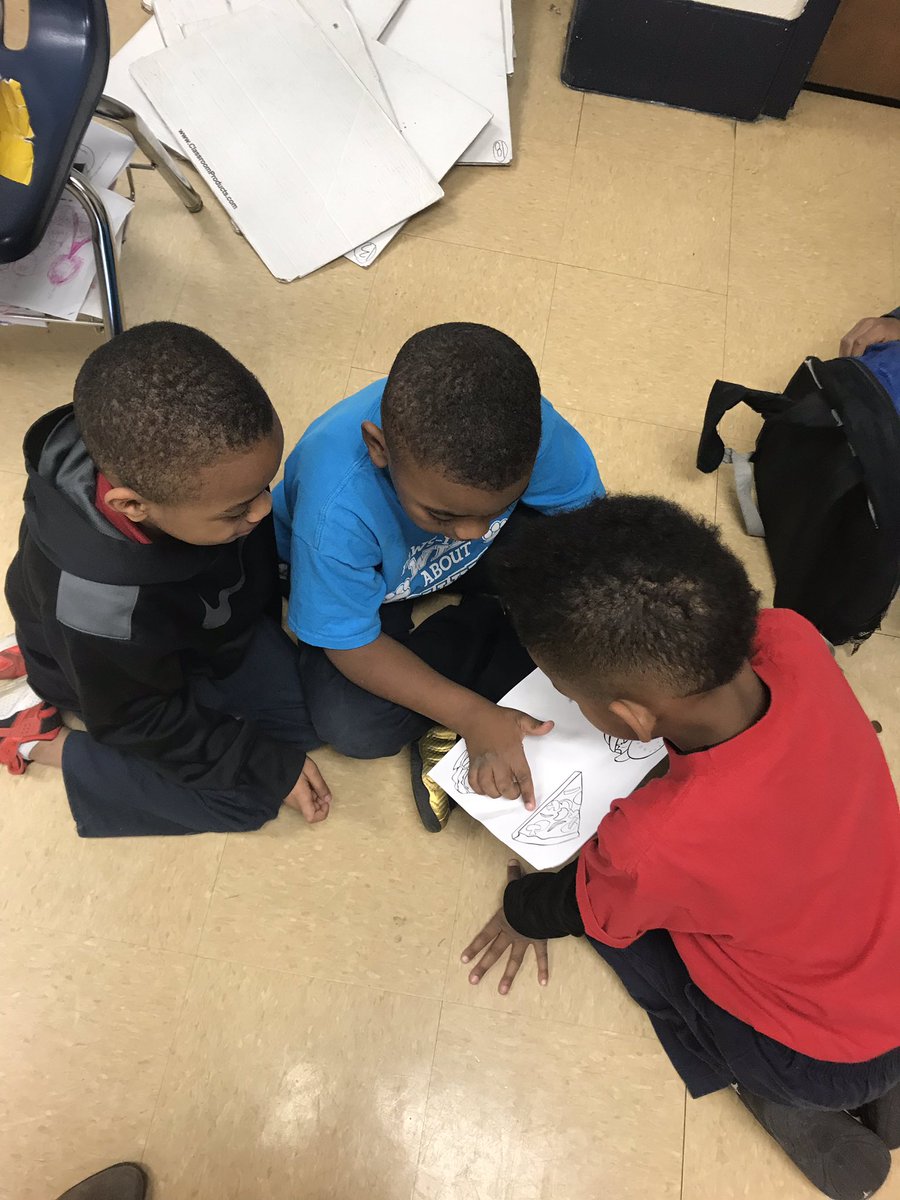 MrsBrookeWatts's tweet photo. Working in groups to figure out main ideas/key details! #fintasticfirsties https://t.co/YpuyUaUR1t
