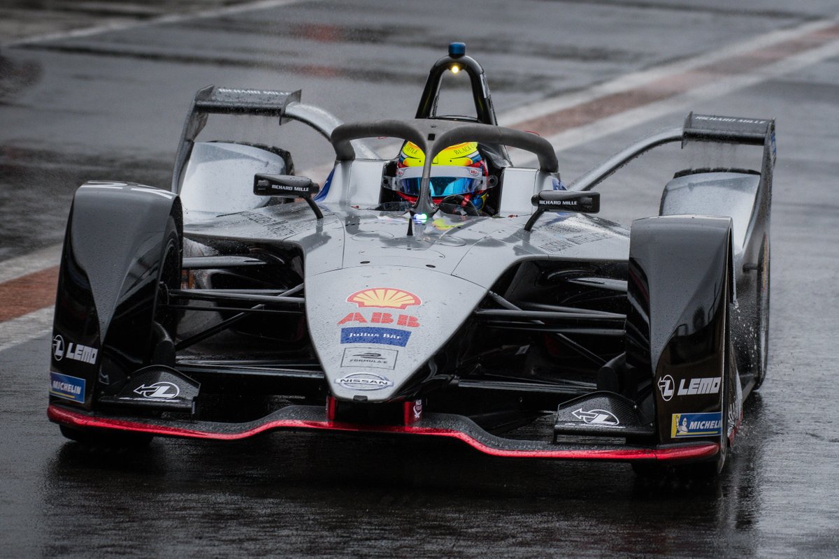 Verás a @oliverrowland1 y @Sebastien_buemi con Nissan e.dams en la @FIAFormulaE, si quieres ver qué otras jóvenes estrellas jugarán un papel clave en nuestra temporada debut en la #FormulaE haz click aquí: http://www.nismo.com/tokyo-formulae-launch …