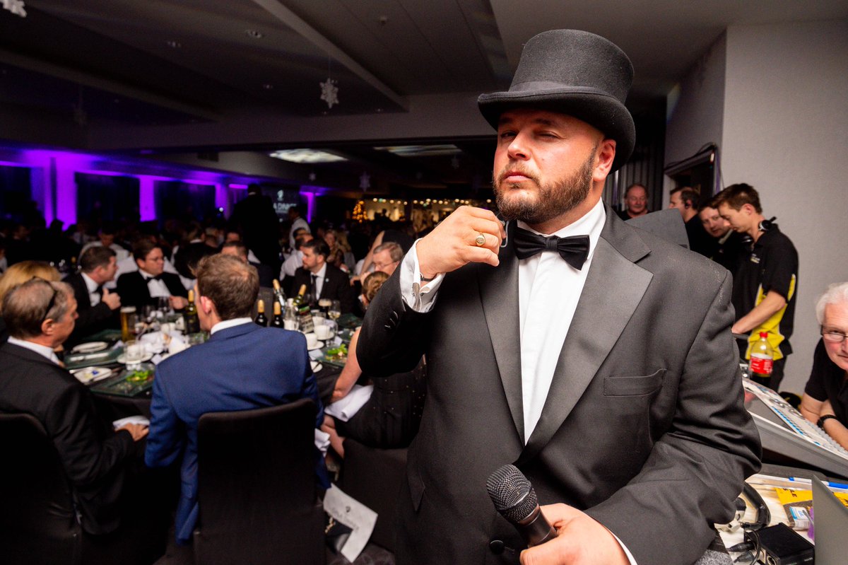 downsyofficial's tweet photo. π©π€
#BristolSport #GalaDinner #MasterOfCeremonies #TopHat #MenInTopHats #AshtonGateStadium
.
πΈ - @jmp_uk / @RHiscottImages https://t.co/XpD1gEIPPt