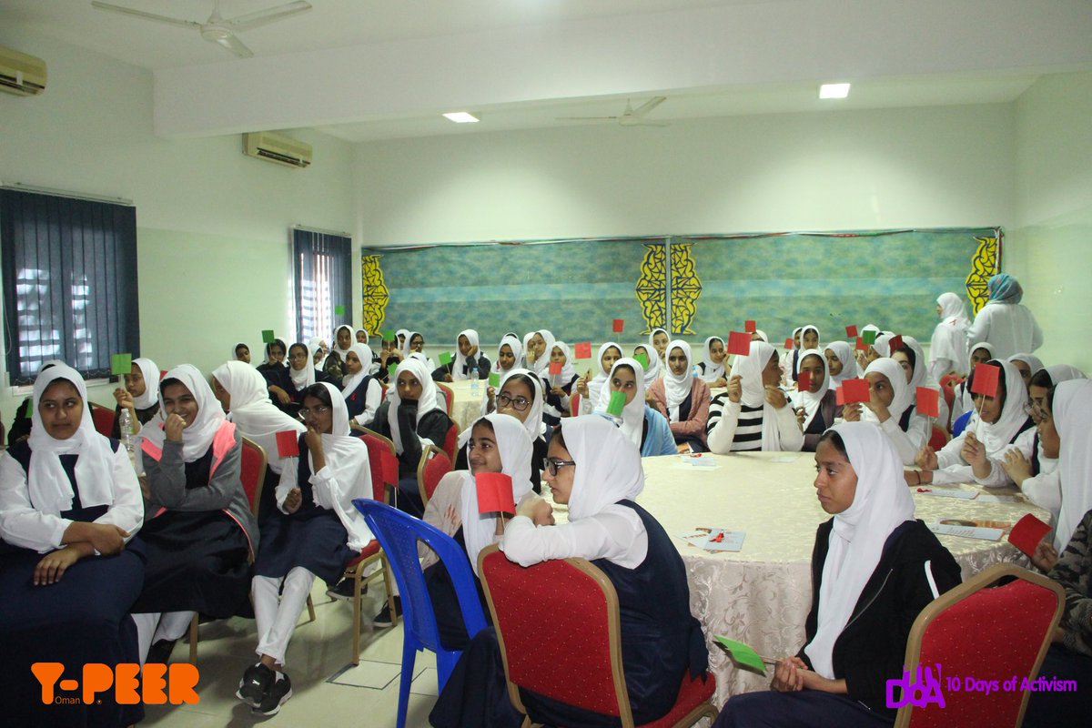 YpeerOman's tweet photo. Day 4 ..
Our team held an awareness workshop on HIV/AIDS for a group of girls from Umammah Bint Abi Alaas School
اليوم الرابع..
أقام فريقنا ورشة توعوية عن مرض الايدز لمجموعة طالبات مدرسة أمامة بنت أبي العاص.
#10DoA #YPEER10DoA #YouthinAction #SafetyandEquality https://t.co/le5lwFBGfc