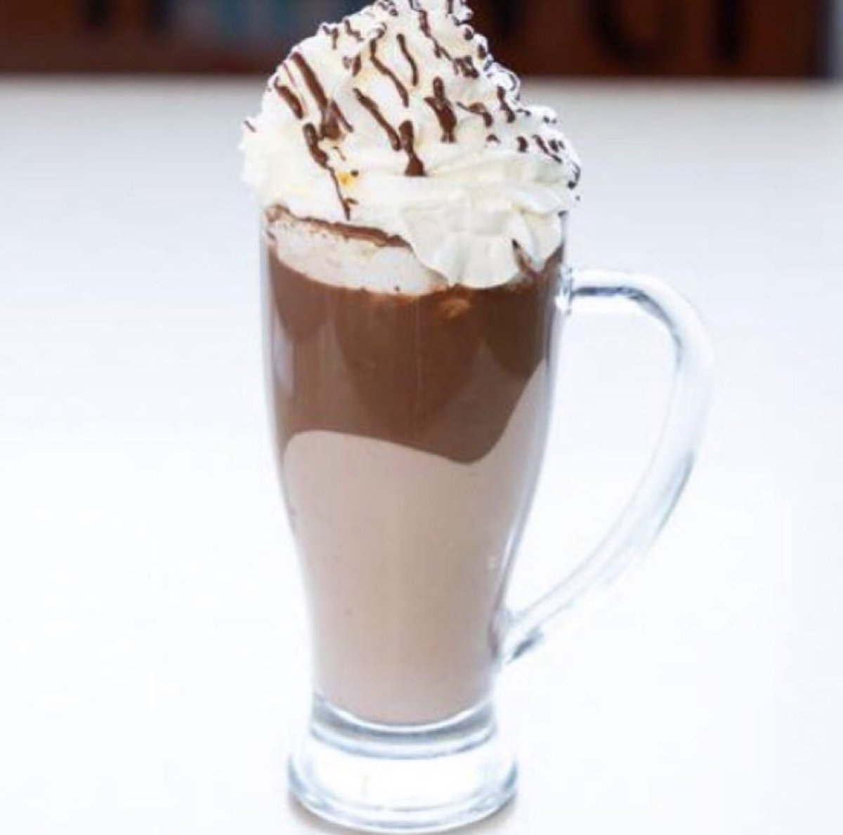 DSpotCafe's tweet photo. Warm up to our hot Nutella Hot Chocolate.
#dspot #dspotcafe #scarborough #etobicoke #mississauga #downtowntoronto #torontoeats #halalfoodie #openlatetoronto #sweet #indulge #gastropost #warm #torontolife #hotchocolate https://t.co/i5HoVuMJfK