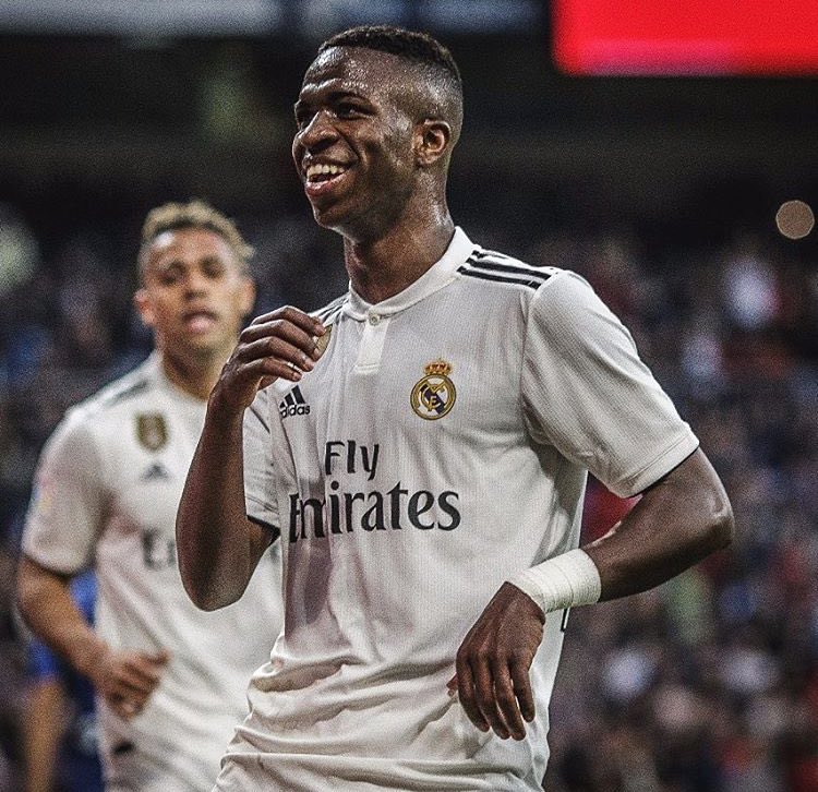 Hit the Samba 🇧🇷. Brazilian 18 year old Vinicius Jr. scored his first goal for Real Madrid in a 6-1 (10-1 aggregate) thrashing of Melilla in the Copa del Rey. He added an assist and was a danger man all game in this brilliant display 🌊
#RealMadridMelilla
#Vinicius
#wavyfooty