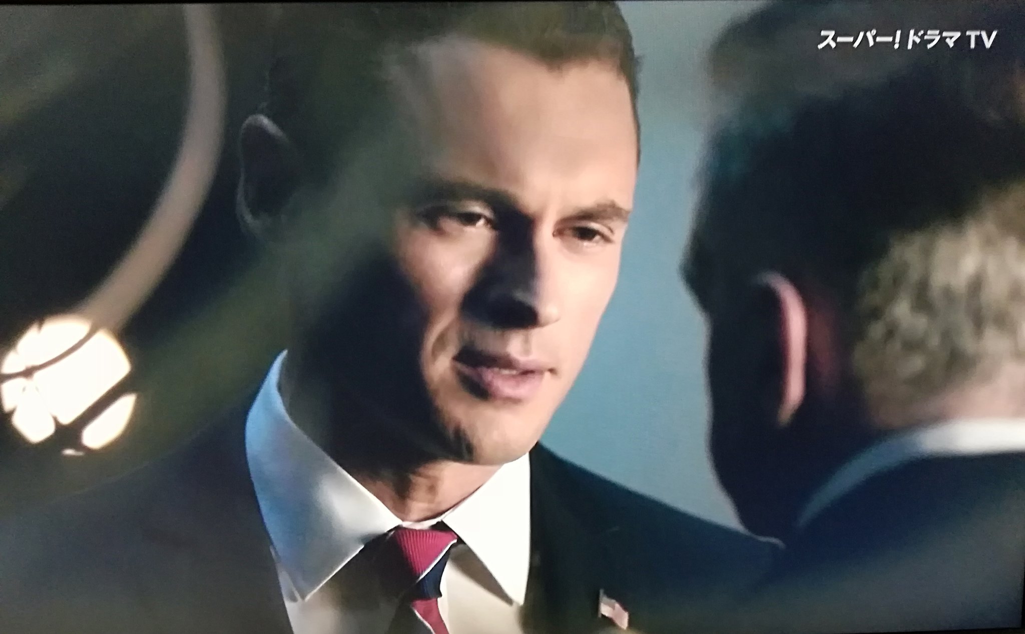 Spike X Menの映画でサンスポット演じてたエイダン カント ソダーバーグ版ソラリスに出てたナターシャ マケルホーン Tv版ニキータのマギーq オバマ政権時に実際にホワイトハウスで働いてたdr ハウスのカル ペンと脇役がめっちゃ豪華 サバイバー宿命