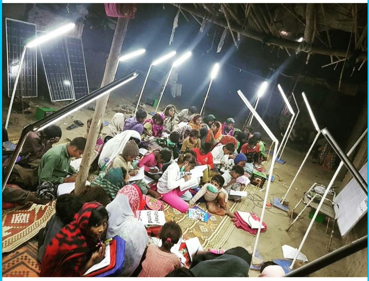shahmiran99's tweet photo. Pakistan's first solar powered night school in Faisalabad. Alternative education system for 23 million students out of school.
Most of the students work all day, school starts at 6pm.
#PakistanIsLearning #Dawn @dawn_com @dawn @SlumSchool https://t.co/FU3x0S5IHu