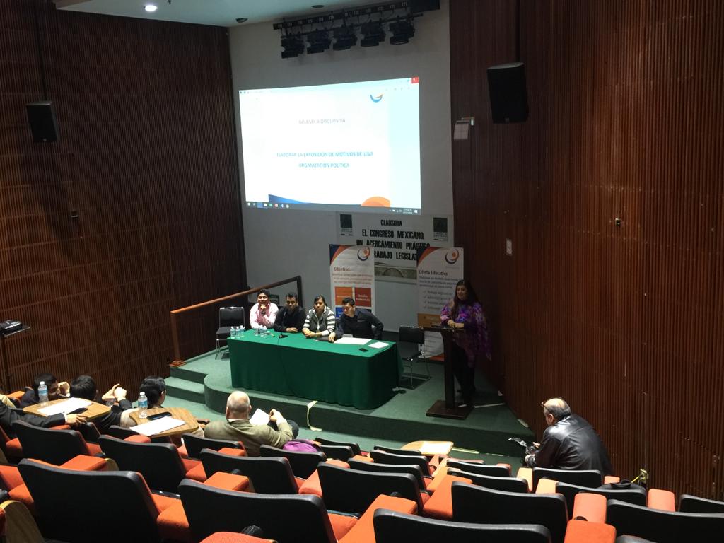 plataformagene1's tweet photo. Debatiendo, generando ideas y defendiendo argumentos en el módulo de discurso político del curso “El Congreso Mexicano. Un acercamiento práctico al trabajo legislativo”. https://t.co/4loOyUMWcq