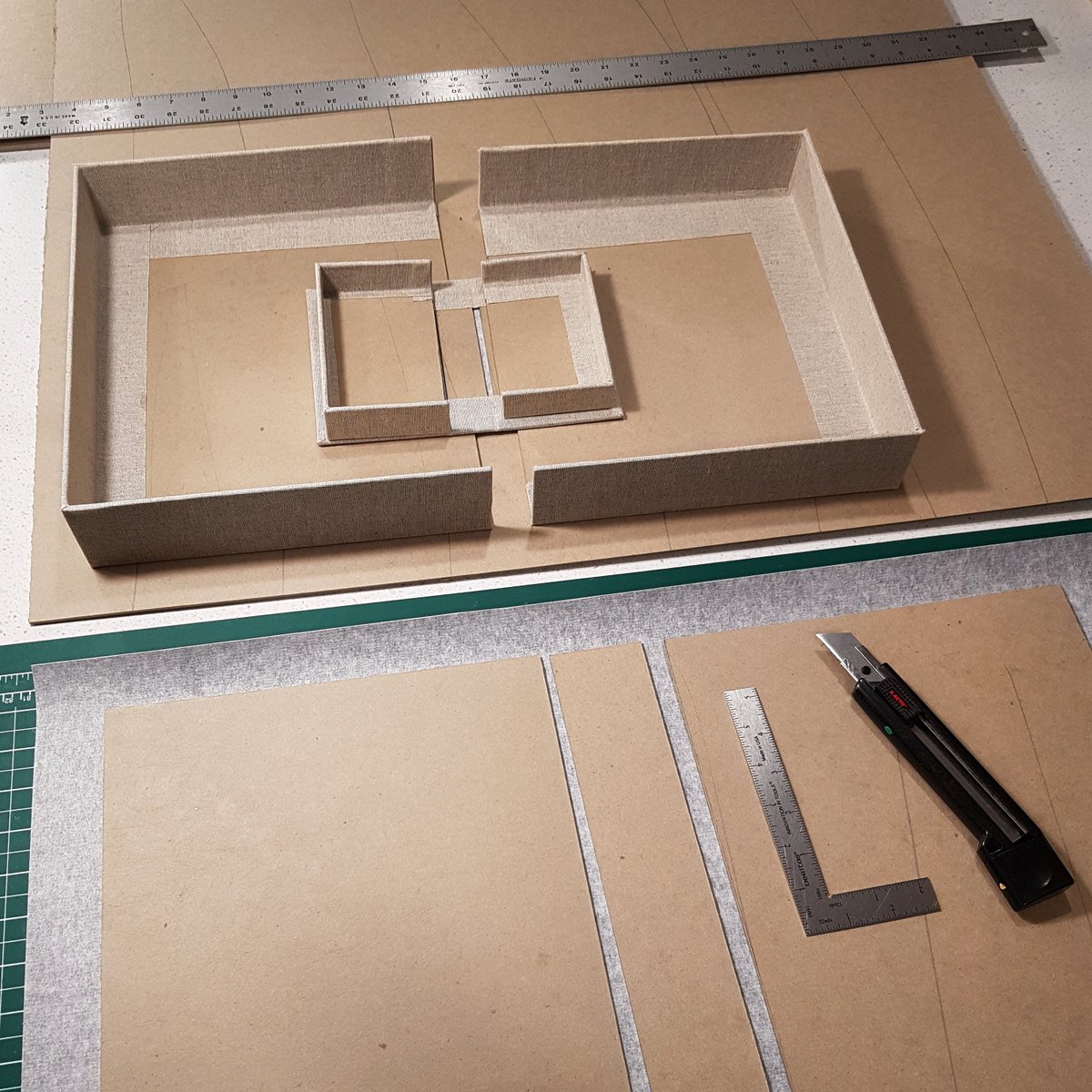 BPConservation's tweet image. Clamshell boxes in progress, to protect some recently treated books going home for Christmas. 
#bookconservation #bookrepair #clamshellbox #rarebooks #preservation