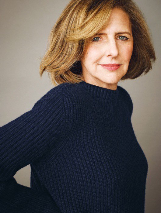 Today and I are honoring the birth of Nancy Meyers.

Happy early birthday, mon ami!

A thread. 