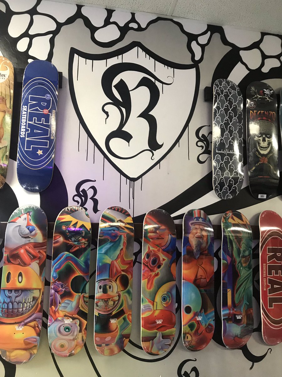 Royal Skate & Apparel tweet media