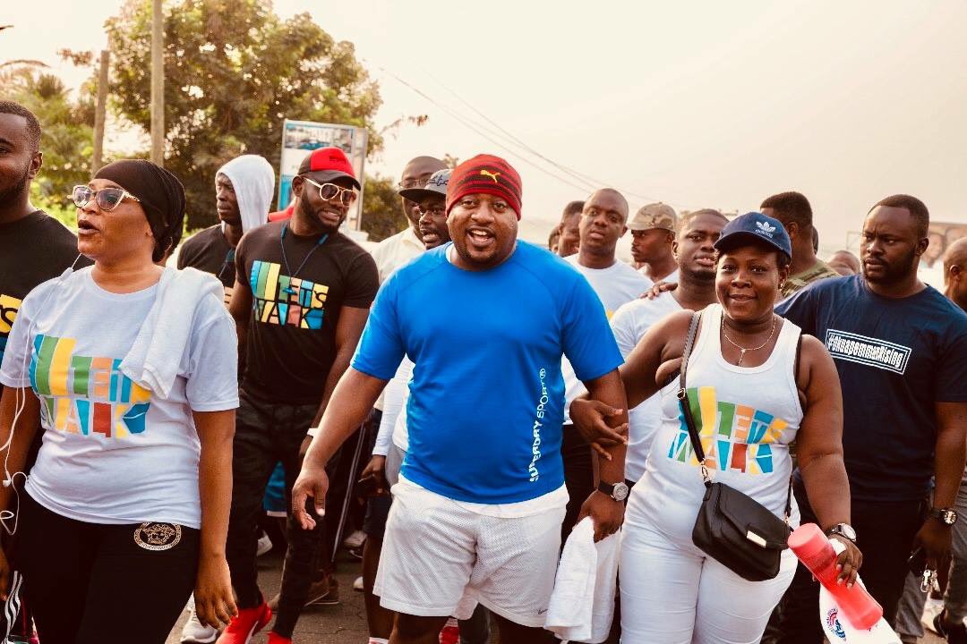 henrynanaboakye's tweet photo. This morning I joined hundreds of energetic and noble young guys and ladies to walk from Ayi Mensah to Peduase hills.

The well organized and heavily attended “Let’s Walk &amp; connect” exercise featured Government Officials, Political Leaders, Leaders of Corporate Organizations. https://t.co/7kJHtbJikm