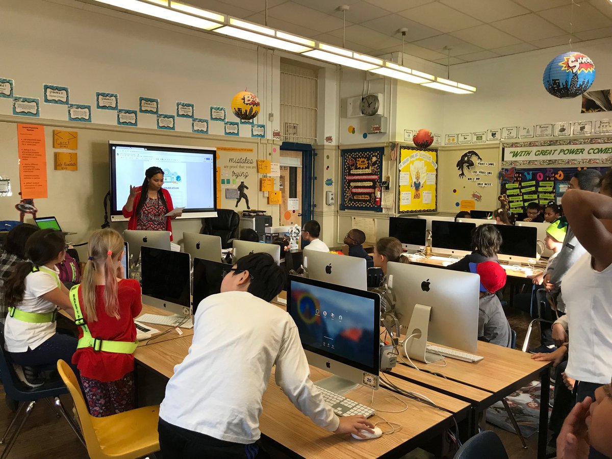 maubrown40's tweet photo. Announcing the winners of the McCall Code-thon event. ⁦@edtechSDP⁩ #PhillyCodes https://t.co/PgdnD8buIh