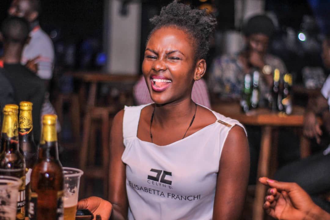 ZimbaliLounge's tweet photo. Cheers to the freakin weekend. 🍻
#UltraNight https://t.co/gYPbxlv89L