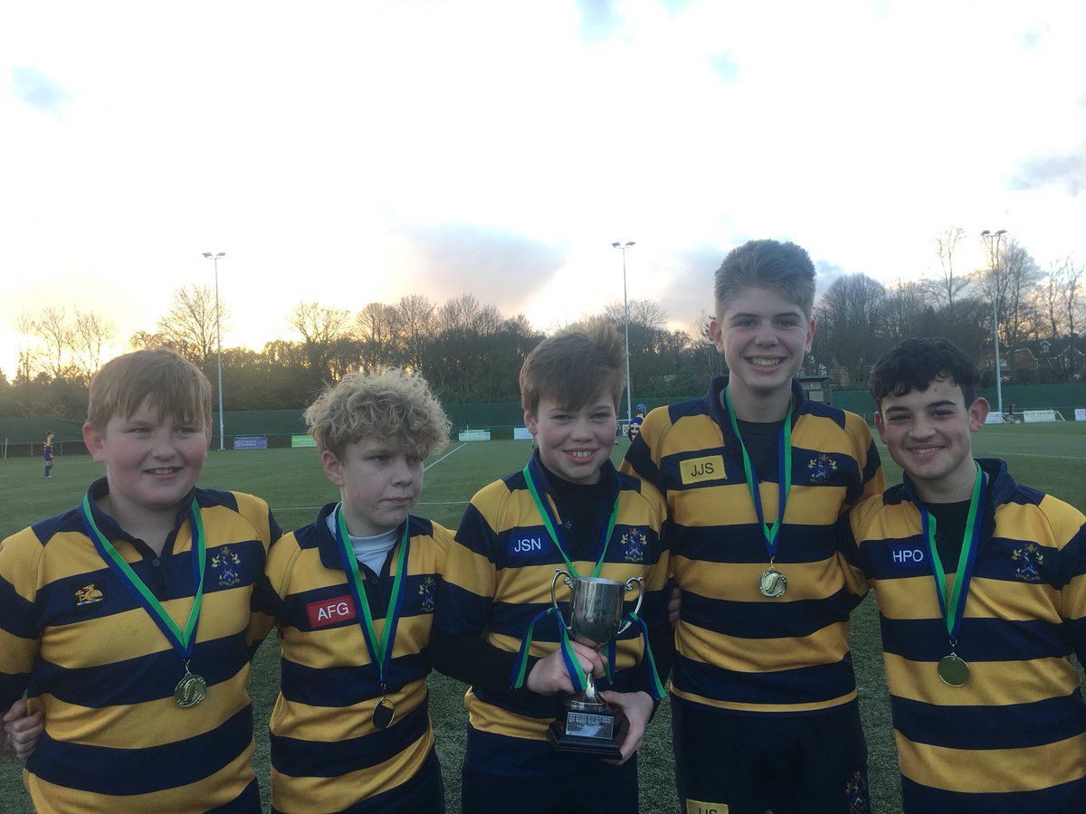 Well done to the u14 boys who have also been involved in the London Irish DPP this season. #alwaysdeveloping #rugbywithmates #teamrbcs @ReadingBlues