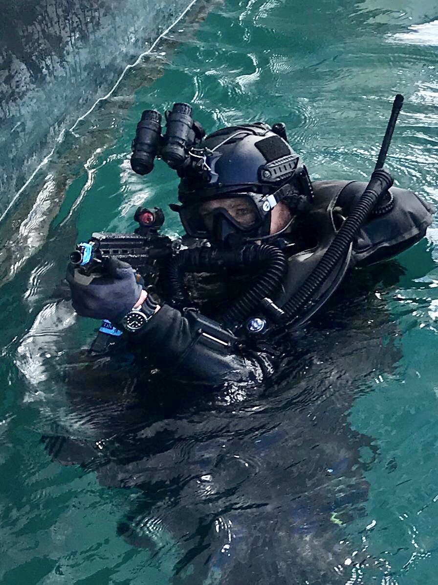 Dt1hRjnW0AA5b0I?format=jpg&name=medium