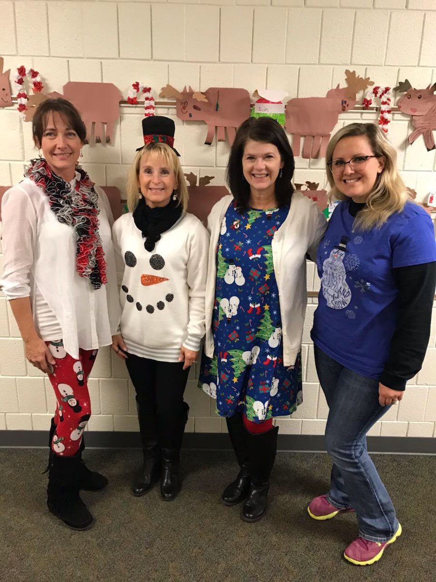QueenLean44's tweet image. A frosty day for some kindergarten teachers⛄️ #mcusd185