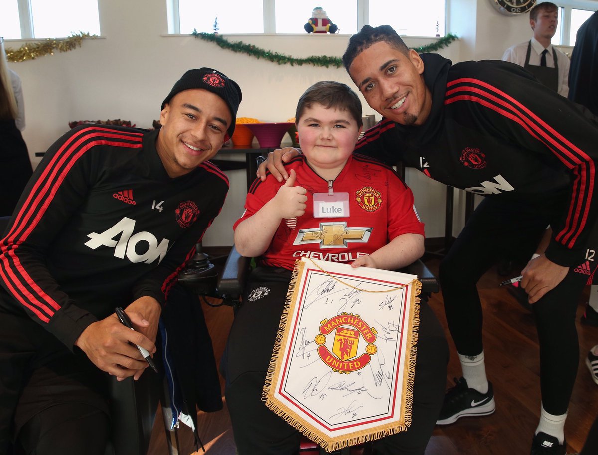 Lovely afternoon spent at #MUDreamDay Thank you for setting it up @MU_Foundation ❤️ Pleasure to meet you Luke, keep fighting 👊🏽