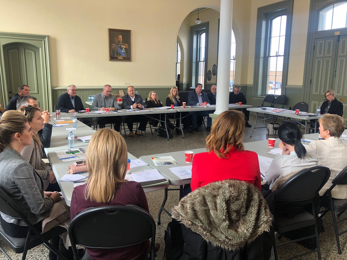 Karen Vecchio tweet media